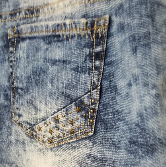 SOLD ON VINTED - Picture 2 of 6